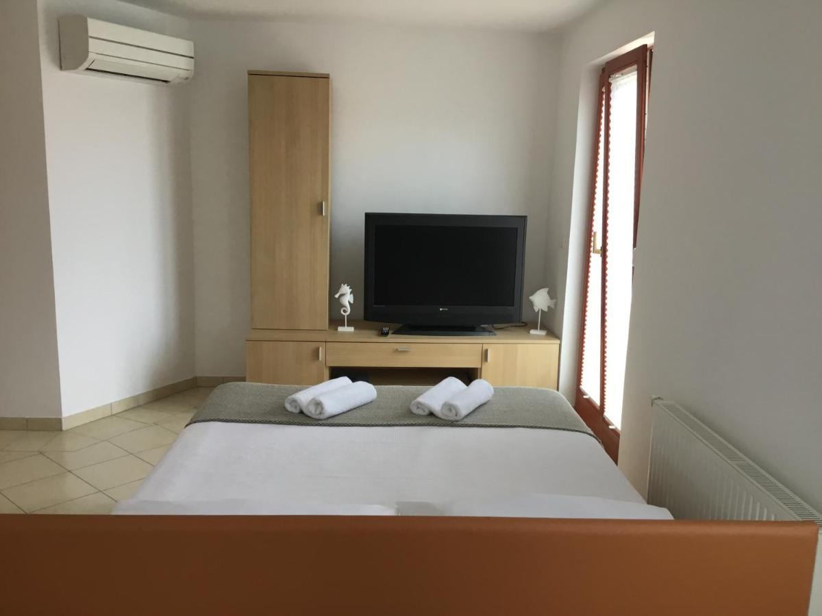 Apartment Sotlar Изола Екстериор снимка