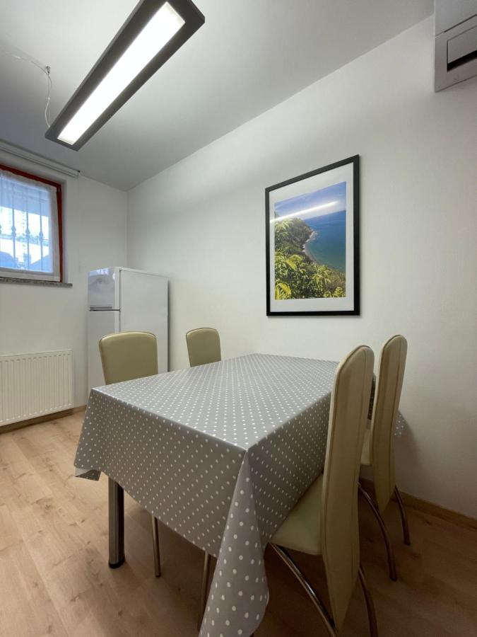 Apartment Sotlar Изола Екстериор снимка