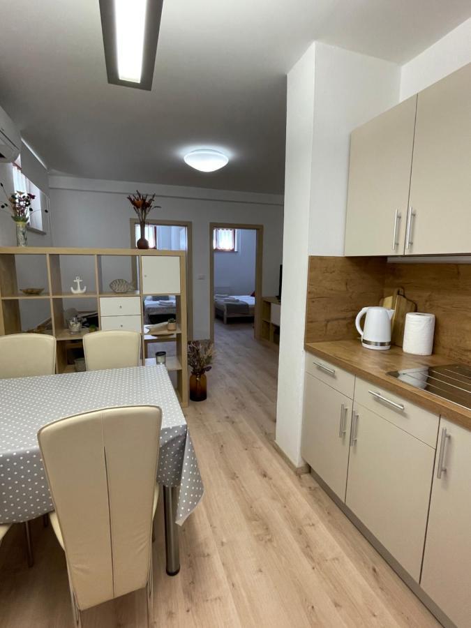 Apartment Sotlar Изола Екстериор снимка